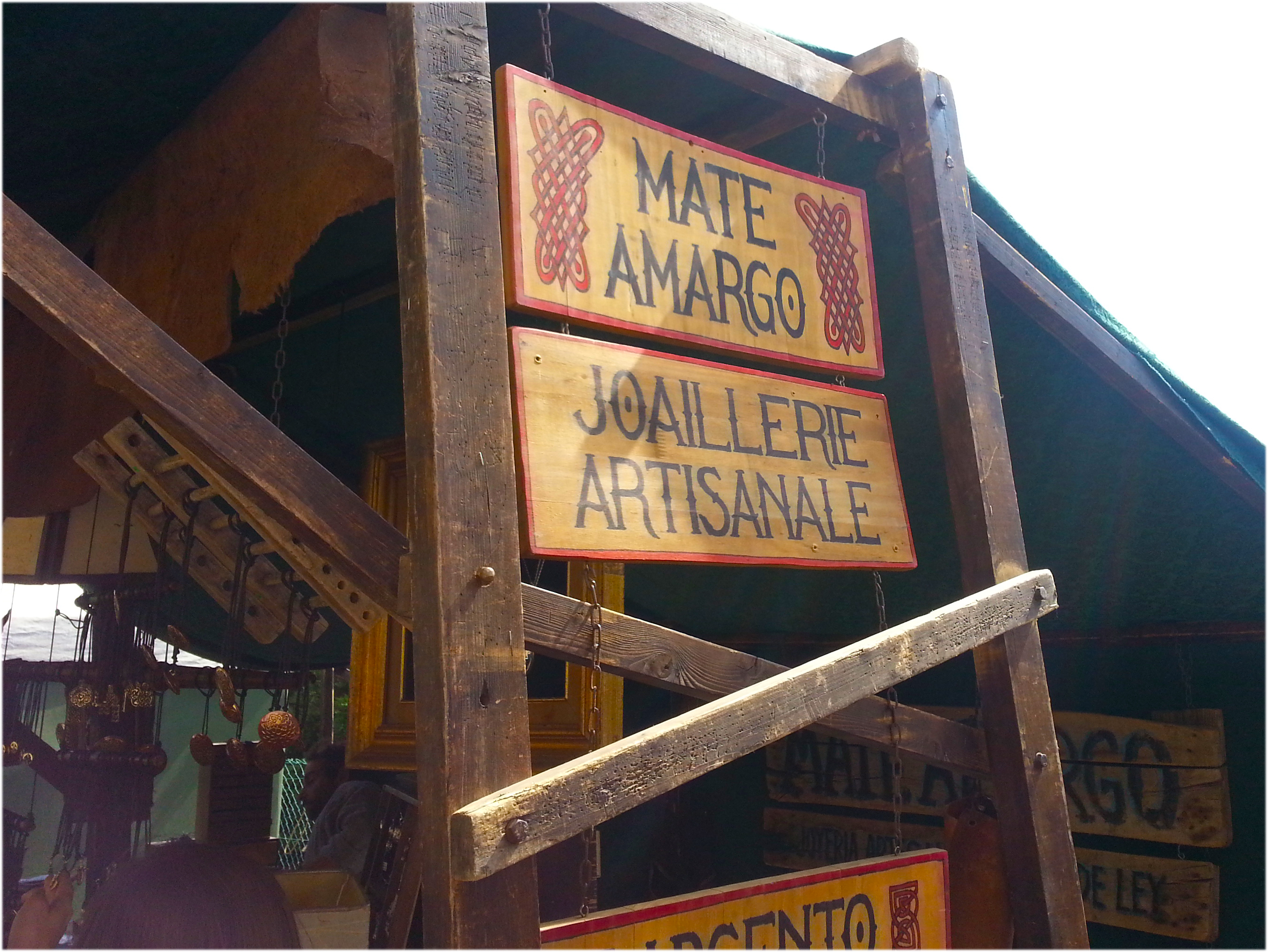 décor de stand médiéval Biot et les Templiers
