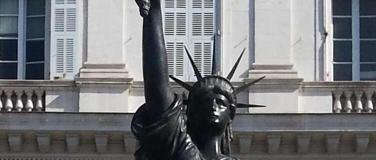 Statut de la Liberté Quai des Etats-Unis de Nice