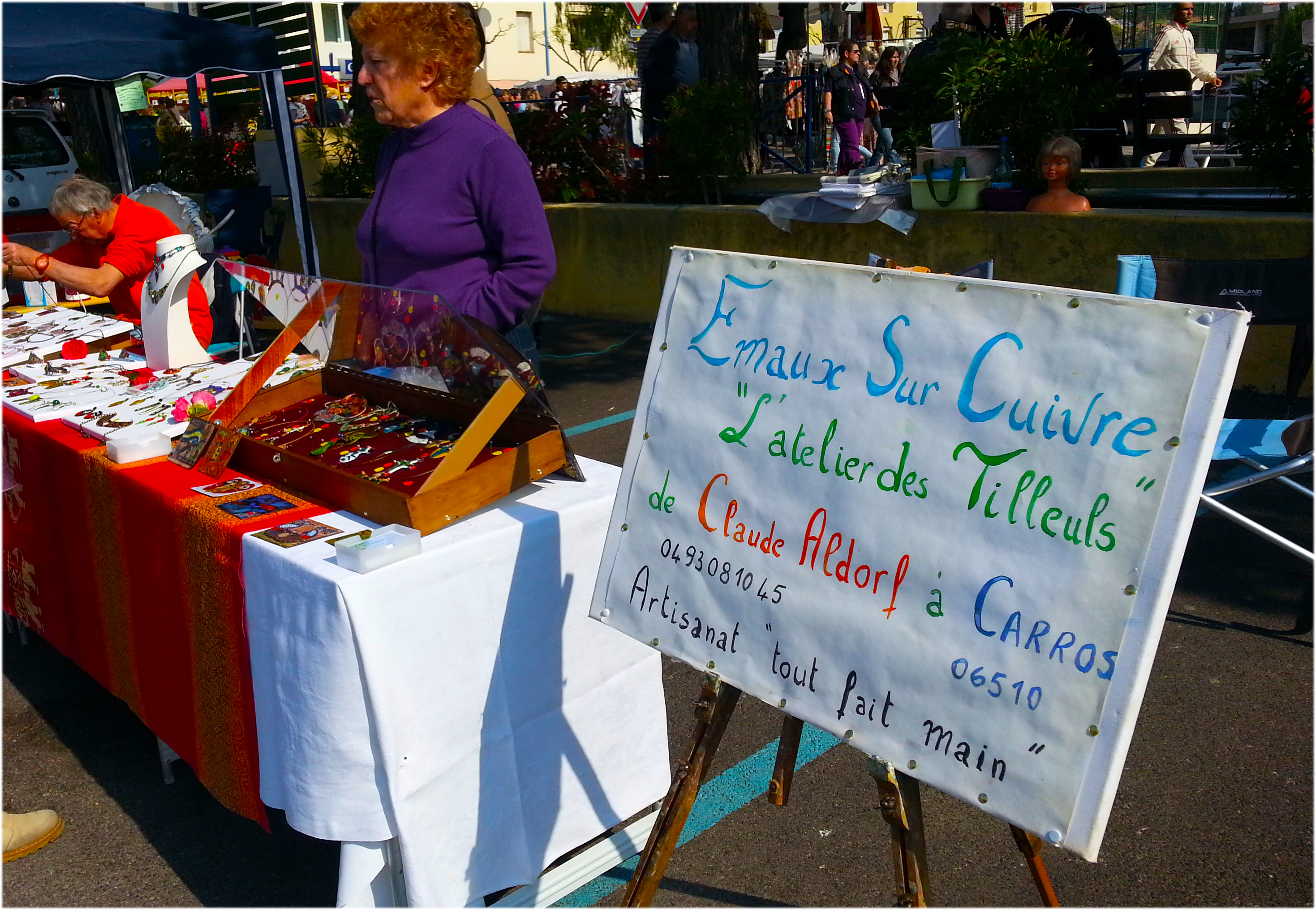 stand d'objets artisanaux Foire de Printemps de Carros