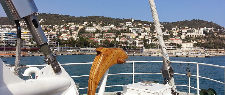 rainbow warrior 3 dauphin