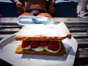 feuilleté fraise hi beach
