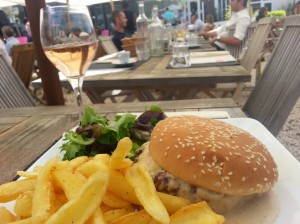 burger restaurant dolce vita valbonne sophia antipolis
