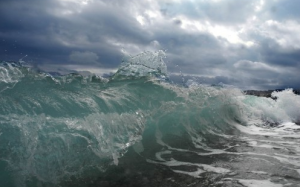 irmeli jung vagues sur la baie des anges nice