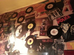 décoration the stage bar vieux nice