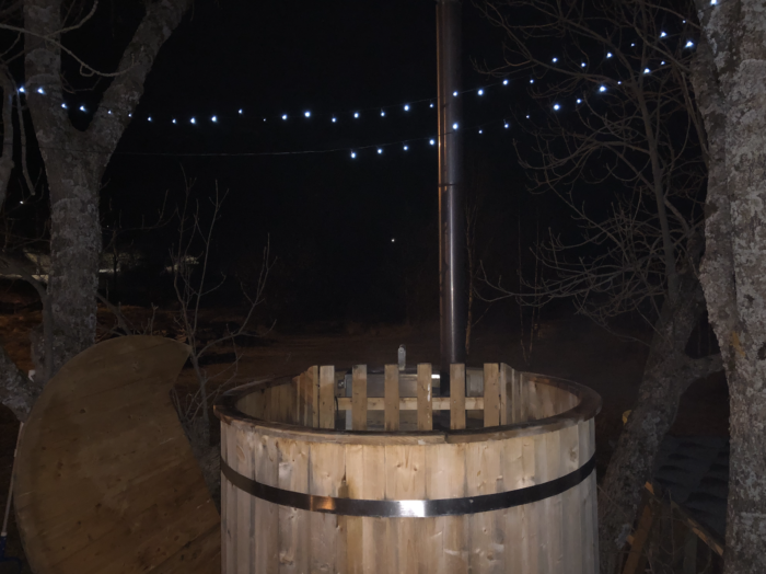 bain nordique de nuit montagne