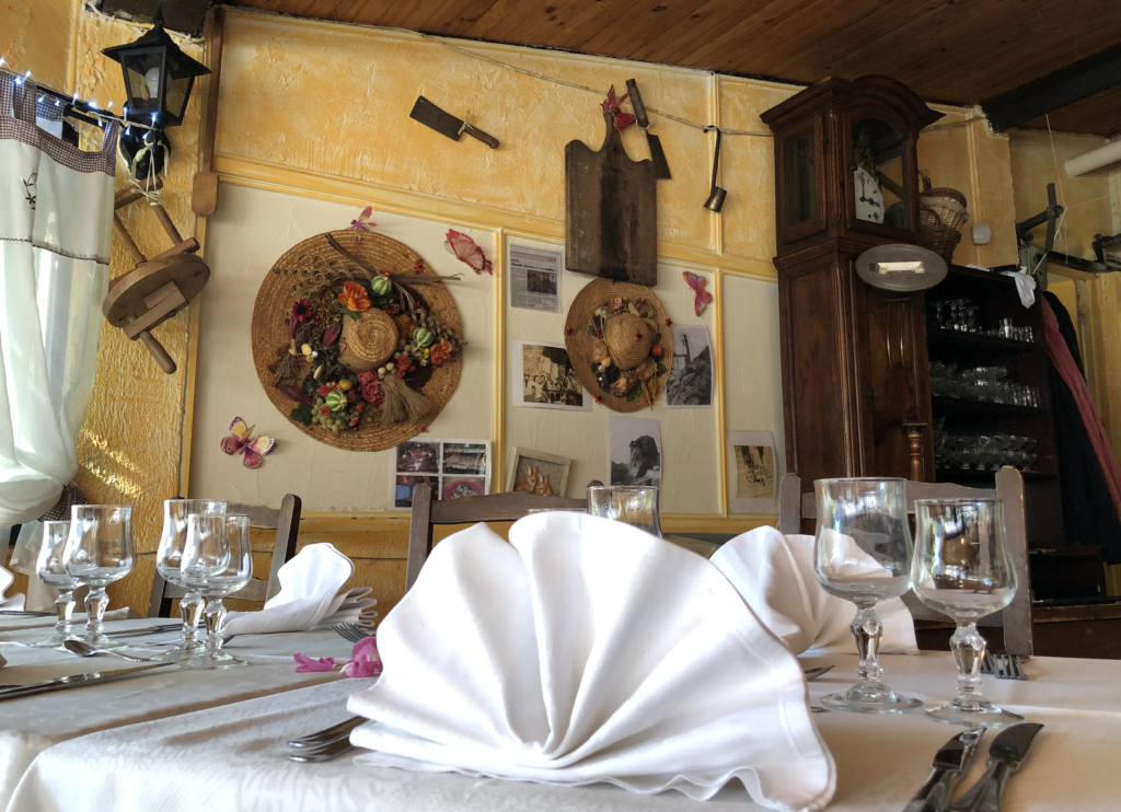 décoration traditionnelle niçoise