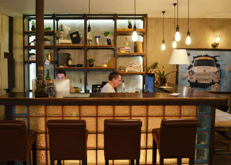 Bar à bureaux coworking nice