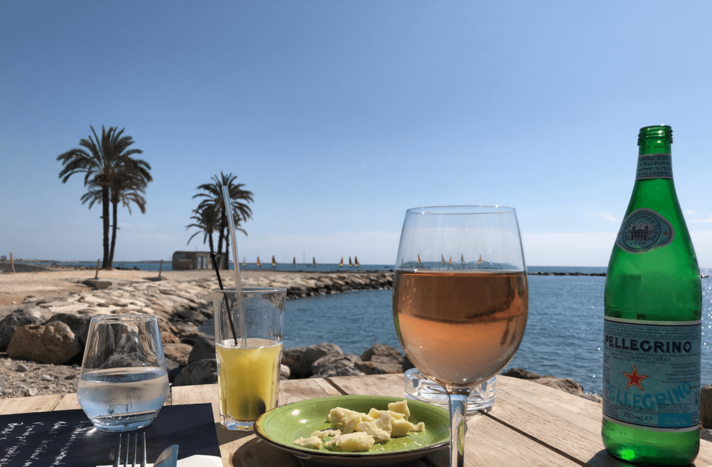 restaurant bord de mer