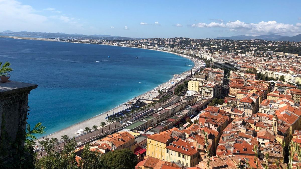 vue colline chateau nice