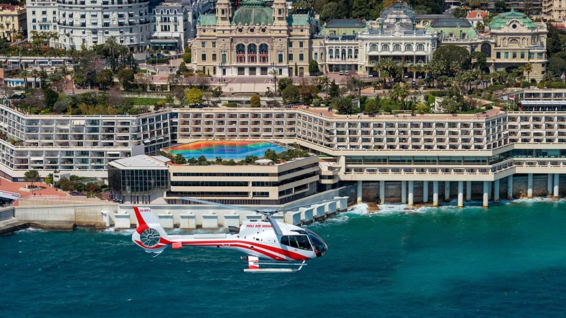 Baptême d’hélicoptère à Monaco