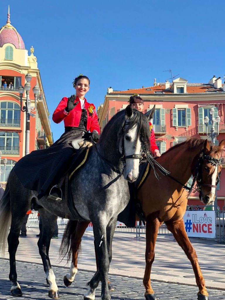 bataille de fleurs carnaval nice