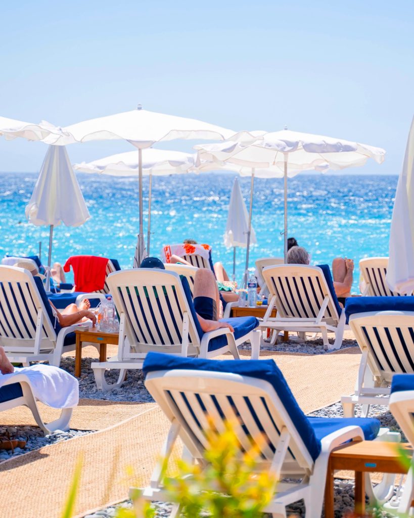 la vela plage privée nice