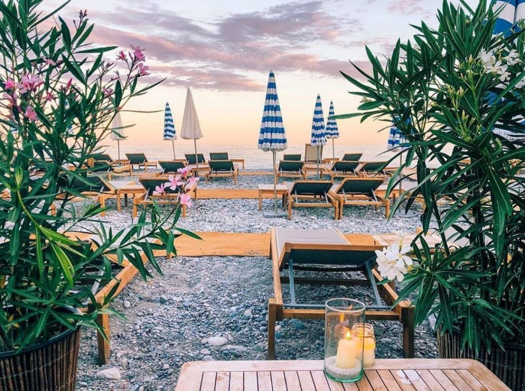 plage privée nice hotel amour