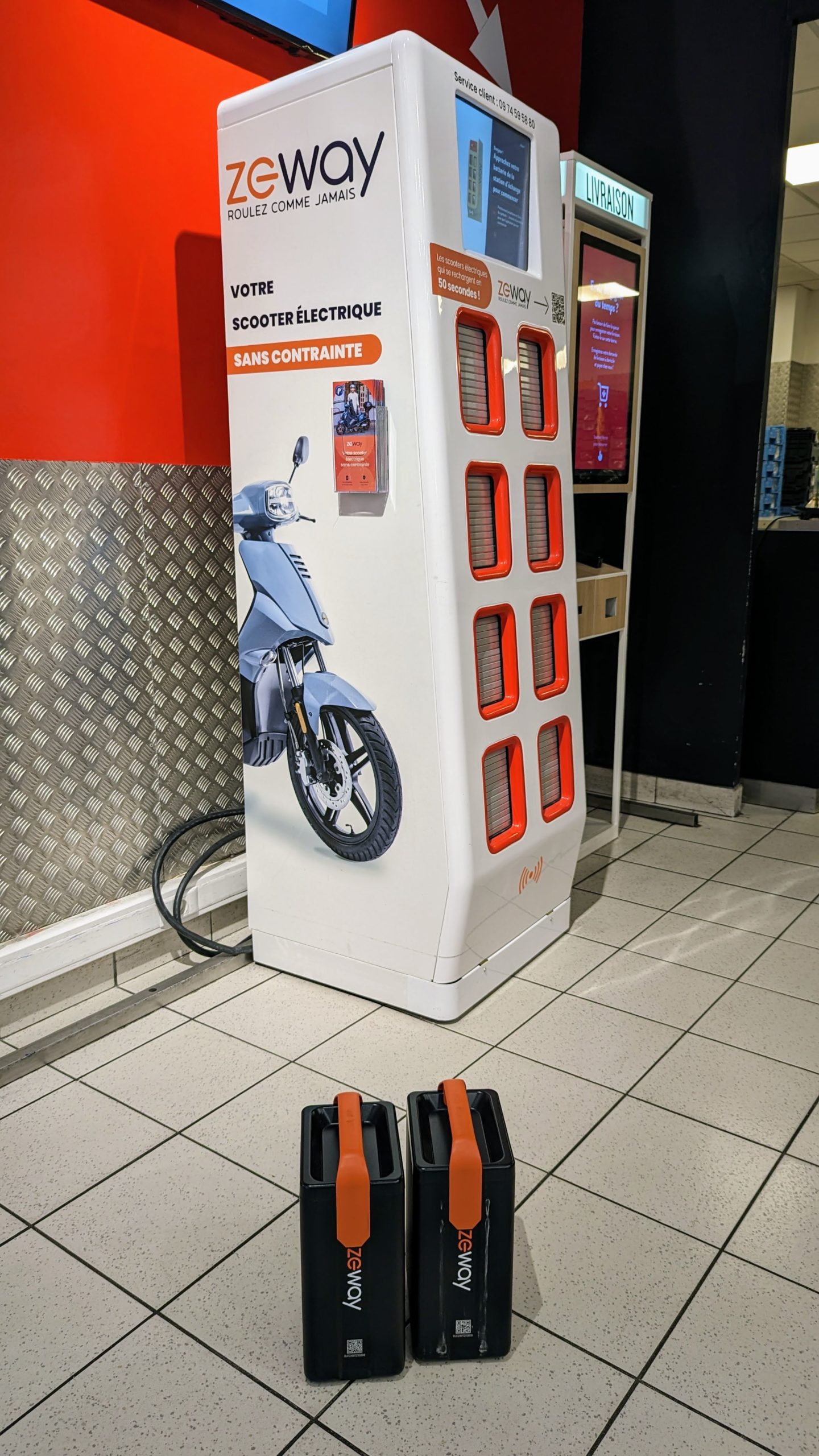 borne échange de batterie scooter électrique nice zeway