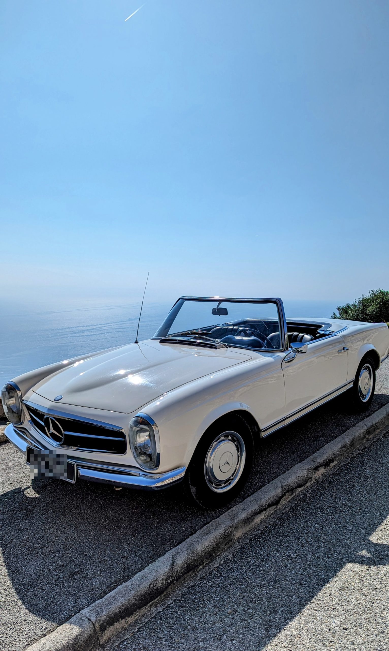 location de voiture de collection à nice sunset ride