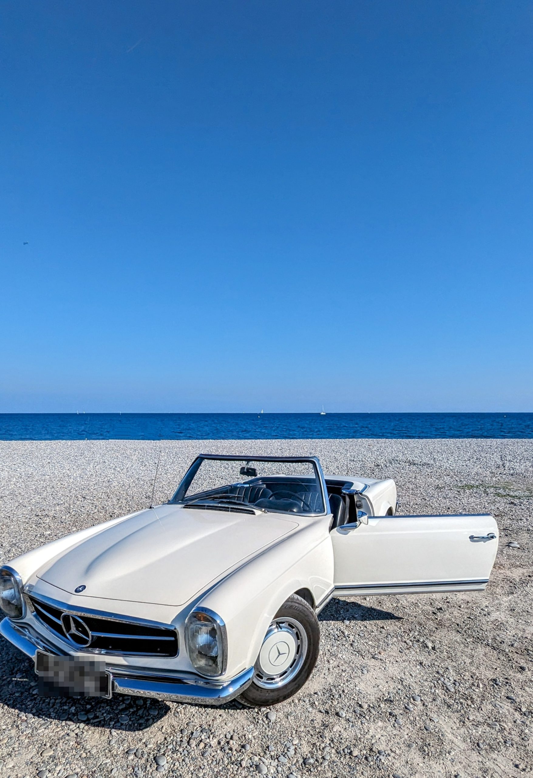 location de voiture de collection à nice sunset ride